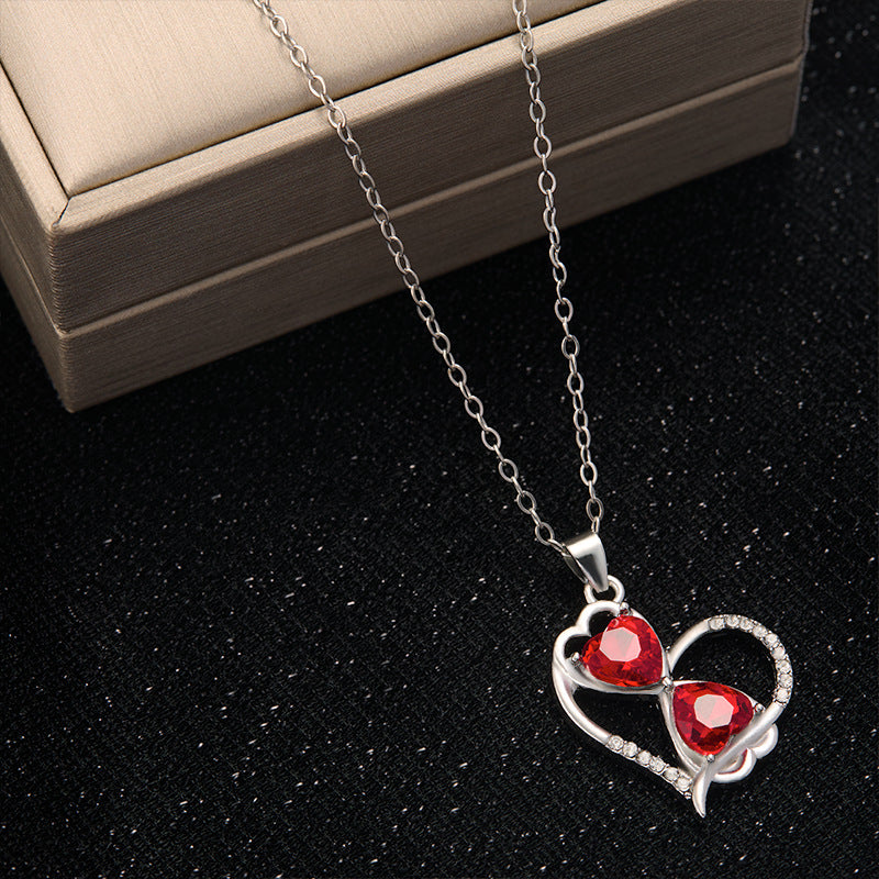 Simple high-end pendant necklace light luxury niche love necklace