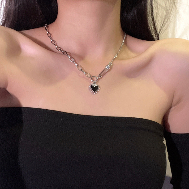 Titanium steel necklace black heart clavicle chain